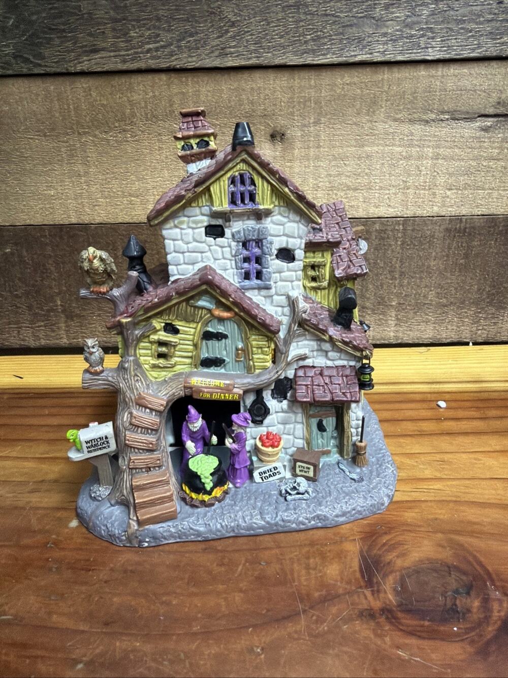 Lemax Spooky Town Witch and Warlock Residence #85208 In Box